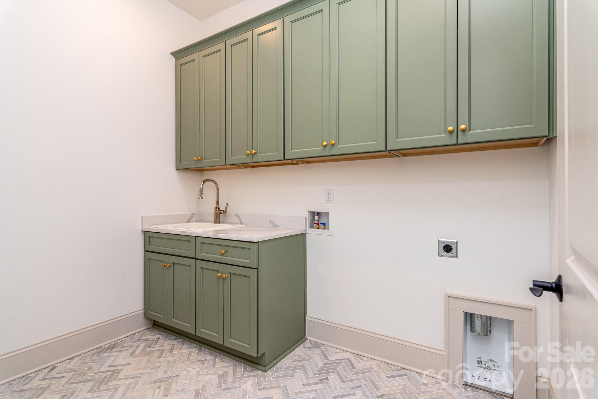 Baileys Glen - Residential