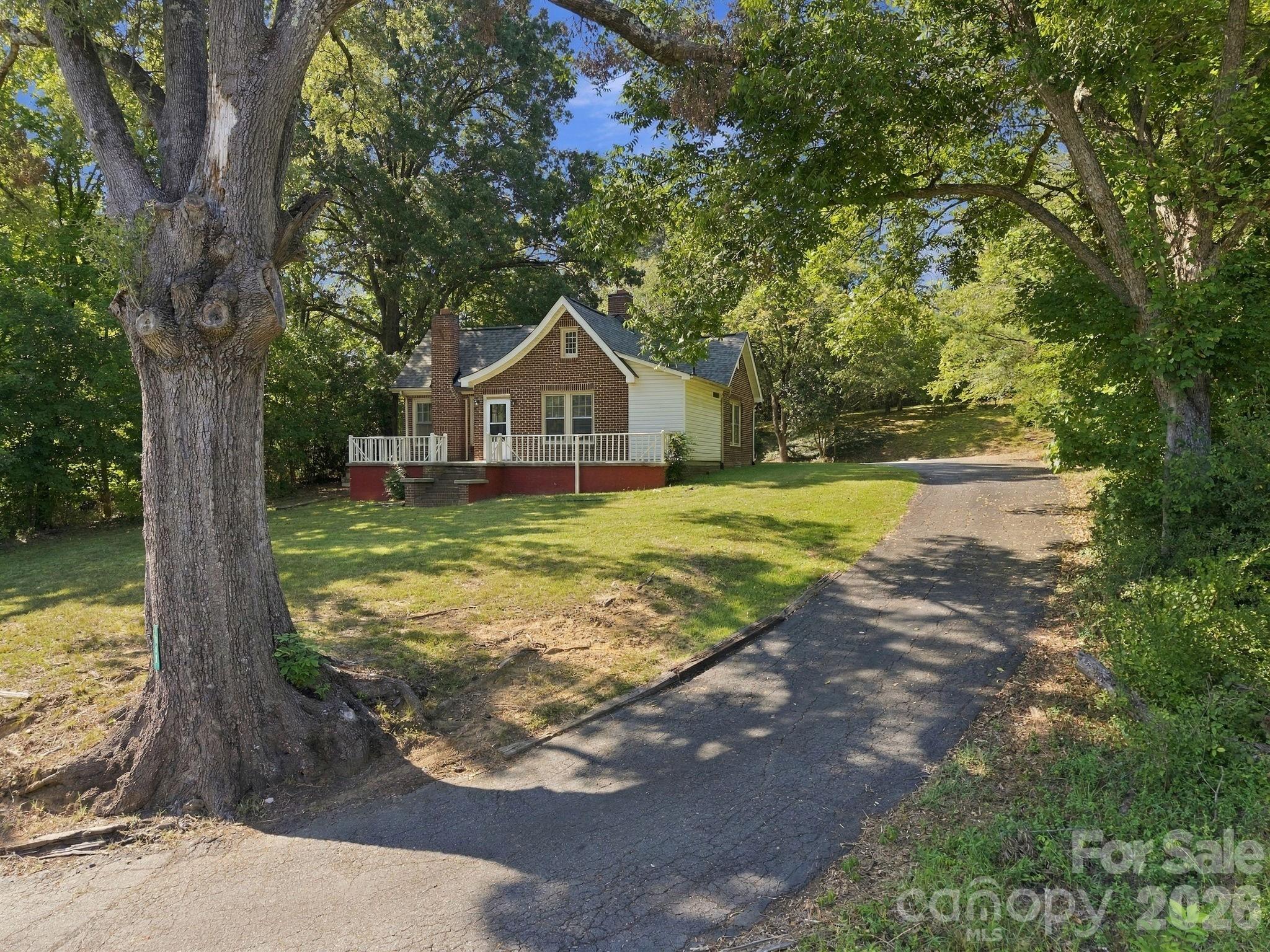 363 Corban Avenue SE