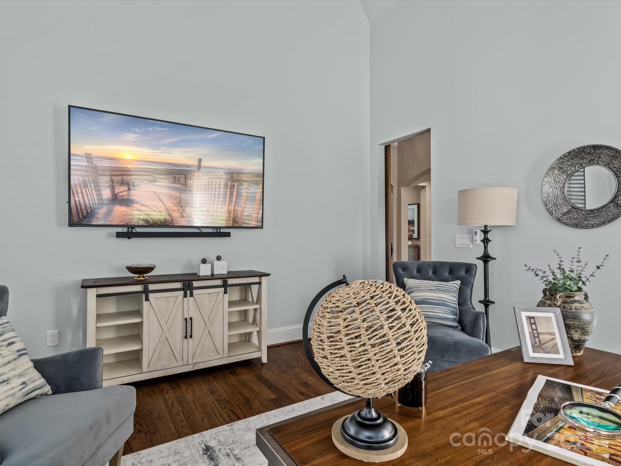 Norman Pointe - Residential