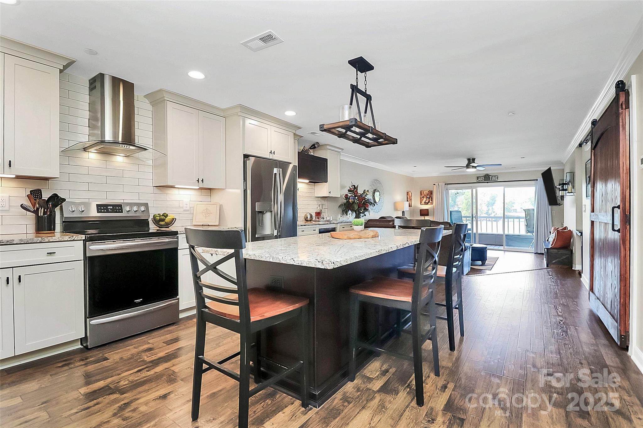 9817 Emerald Point Drive 6