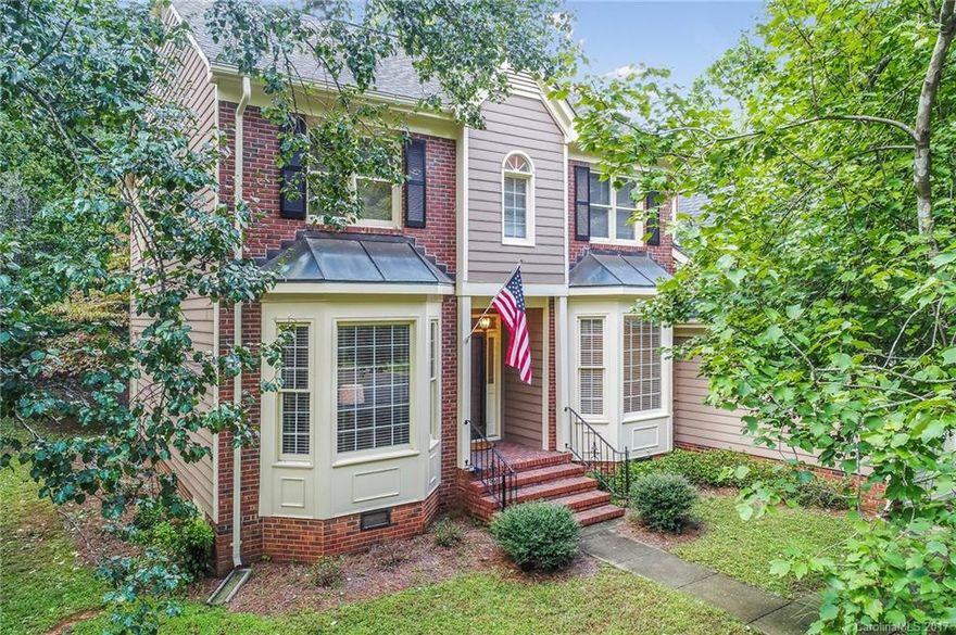 Wonderful cul-de-sac home in Matthews on half acre lot! Walk out to your private backyard featuring screened-in porch, mature trees and plenty of open space. This charming 4 bed, 2.5 bath home features a main level complete with neutral palette in the semi-open floor plan and plenty of natural light in the home. Recent upgrades include hardboard exterior, exterior painting and interior painting in 2017.