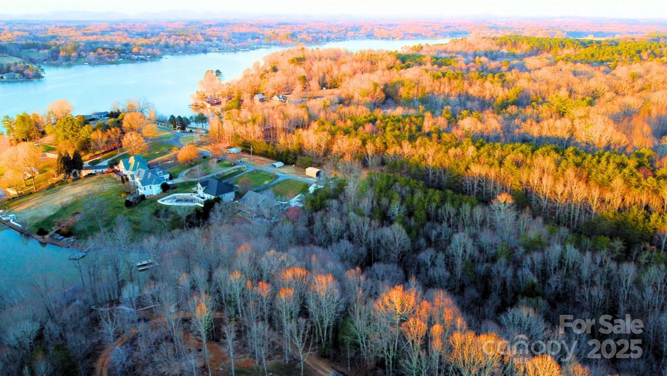 6343 Huntington Lane 1