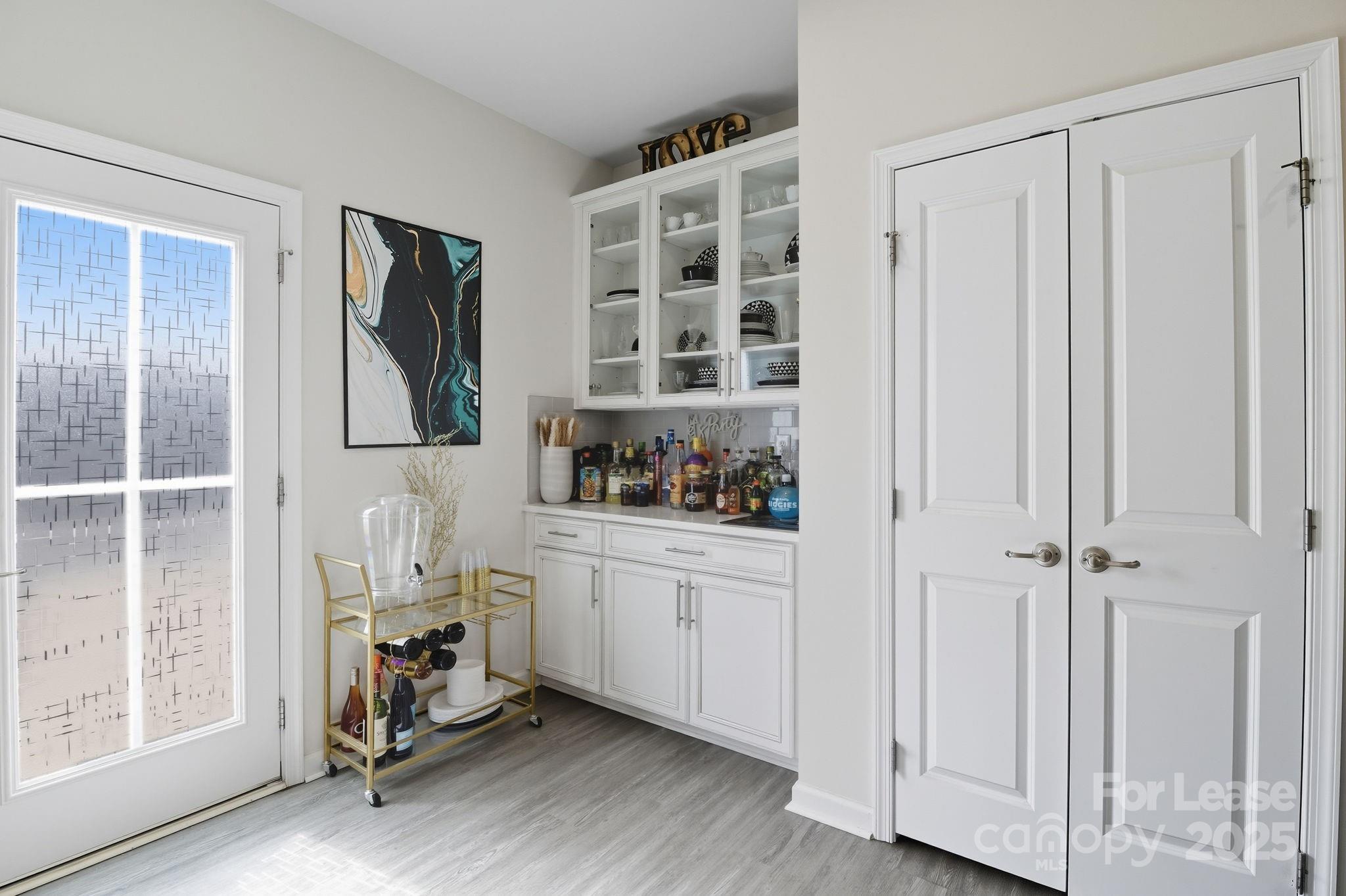 Riverbend Towns - Residential Lease