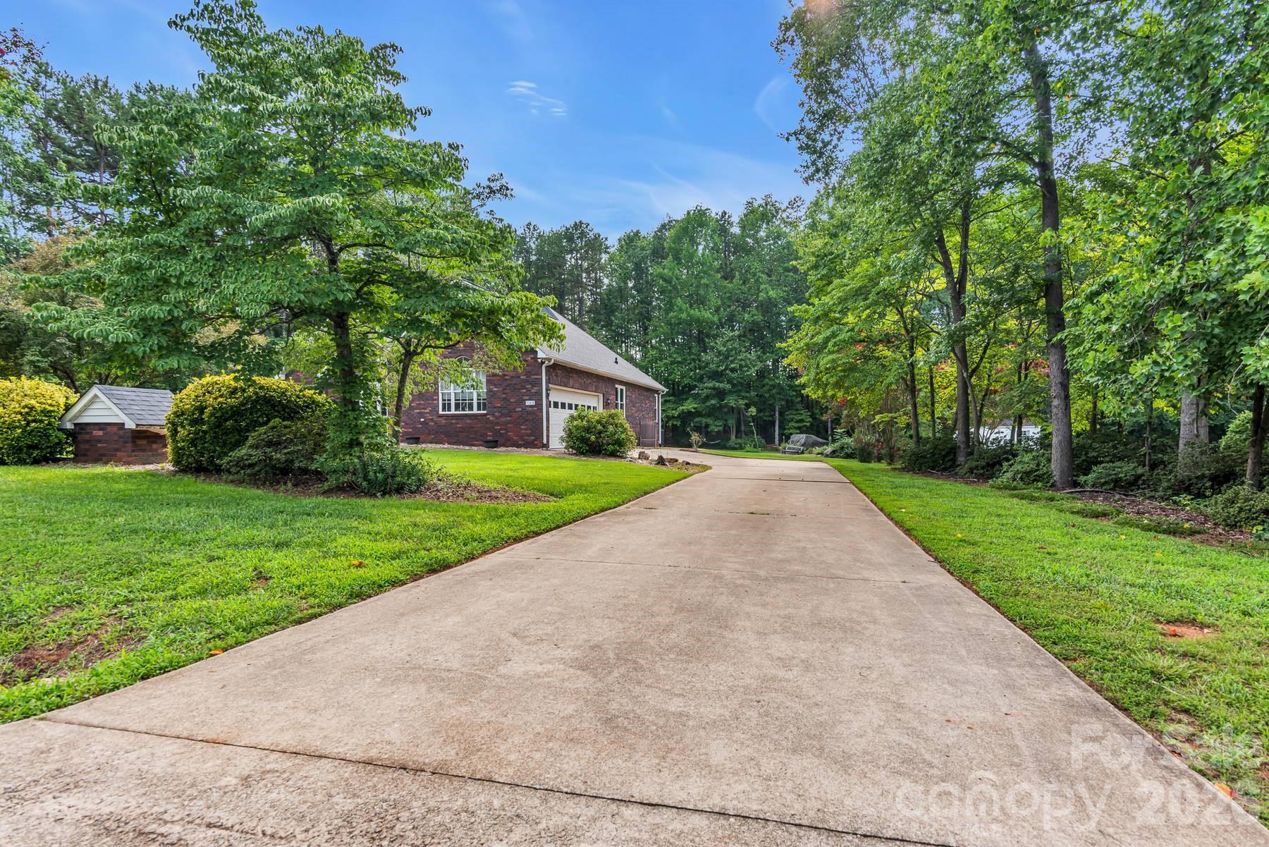 385 Peaceful Lane