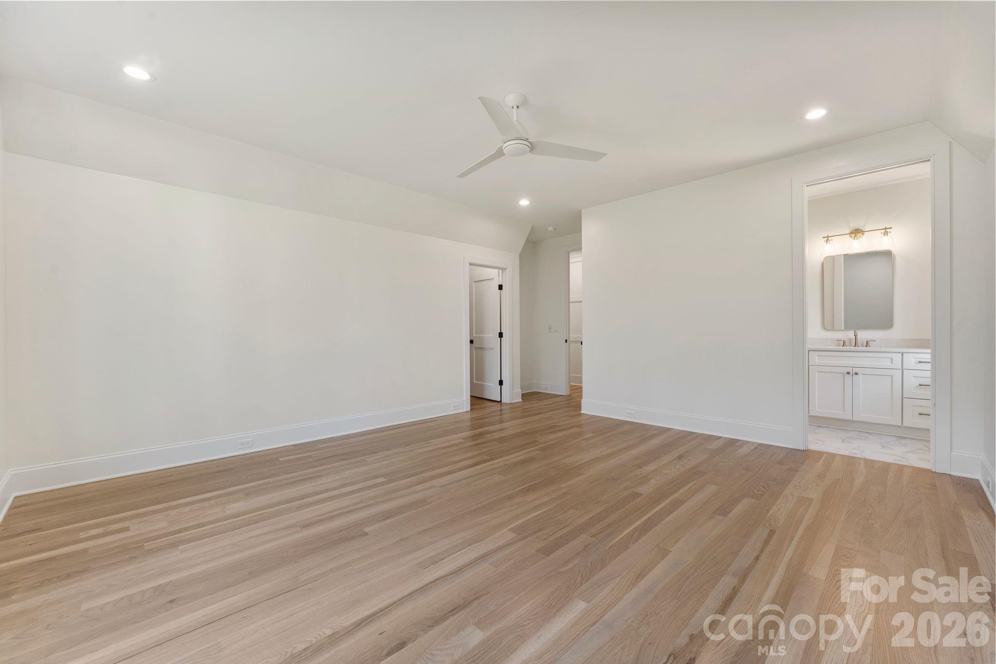 Riverchase Estates - Residential