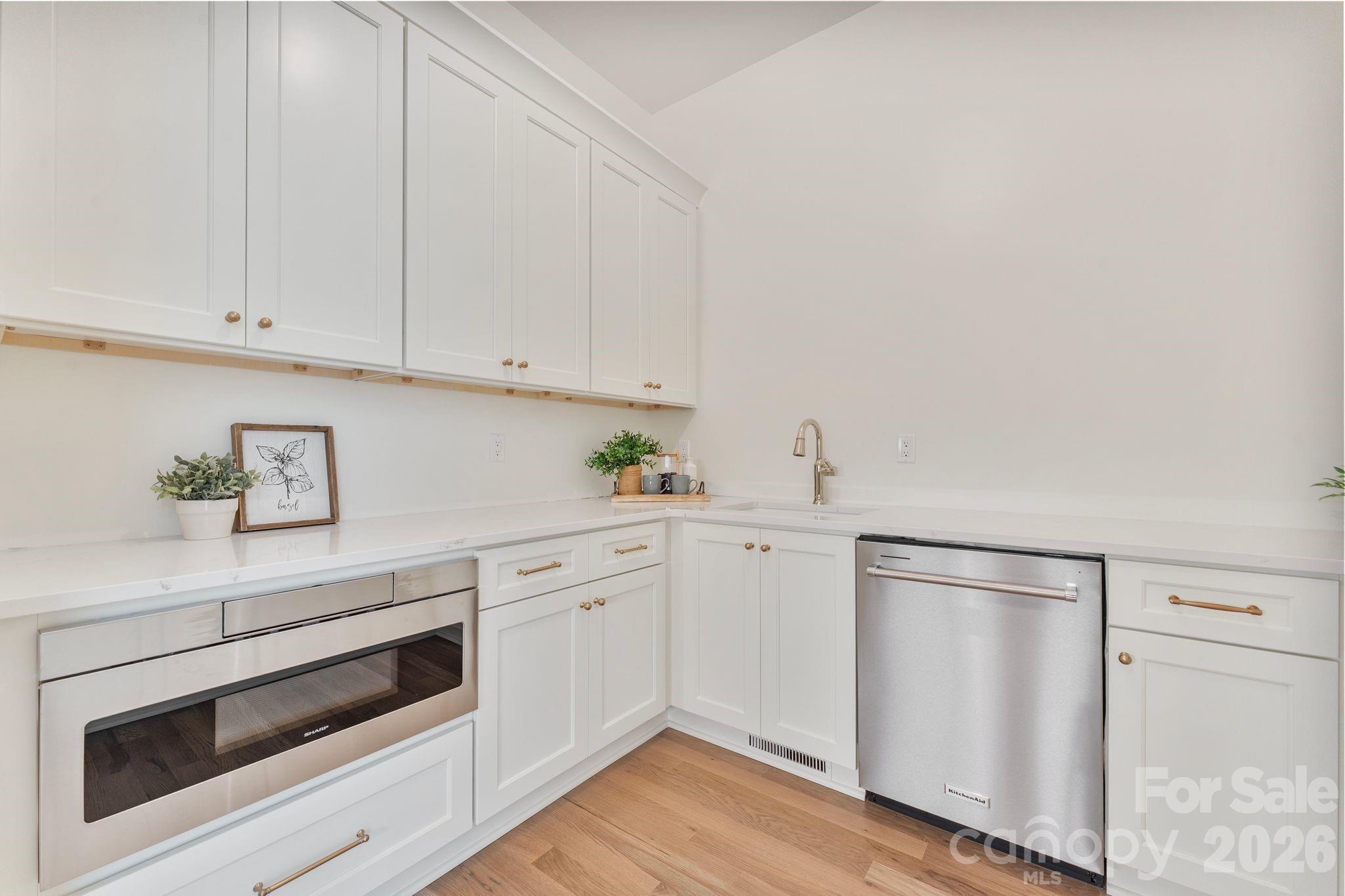 Riverchase Estates - Residential