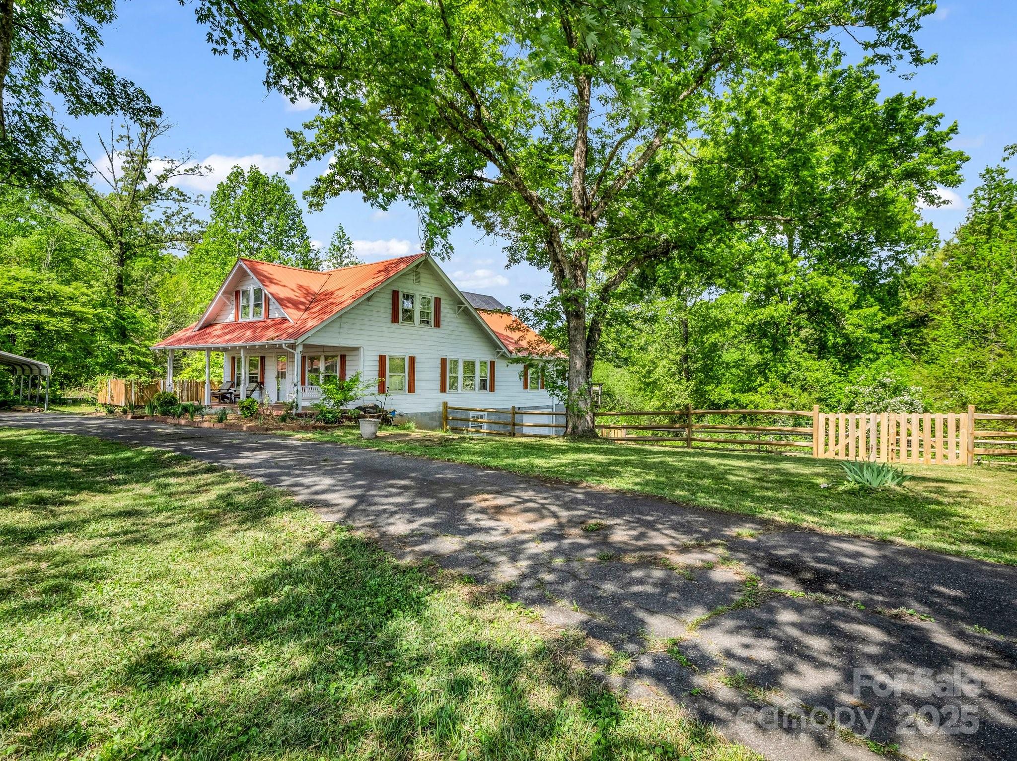 1586 Union Road