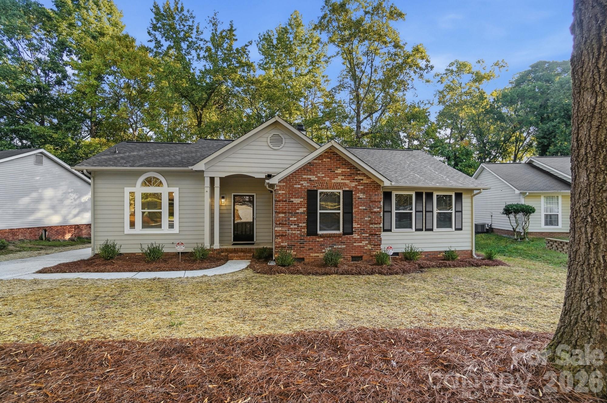 6044 Acadian Woods Drive