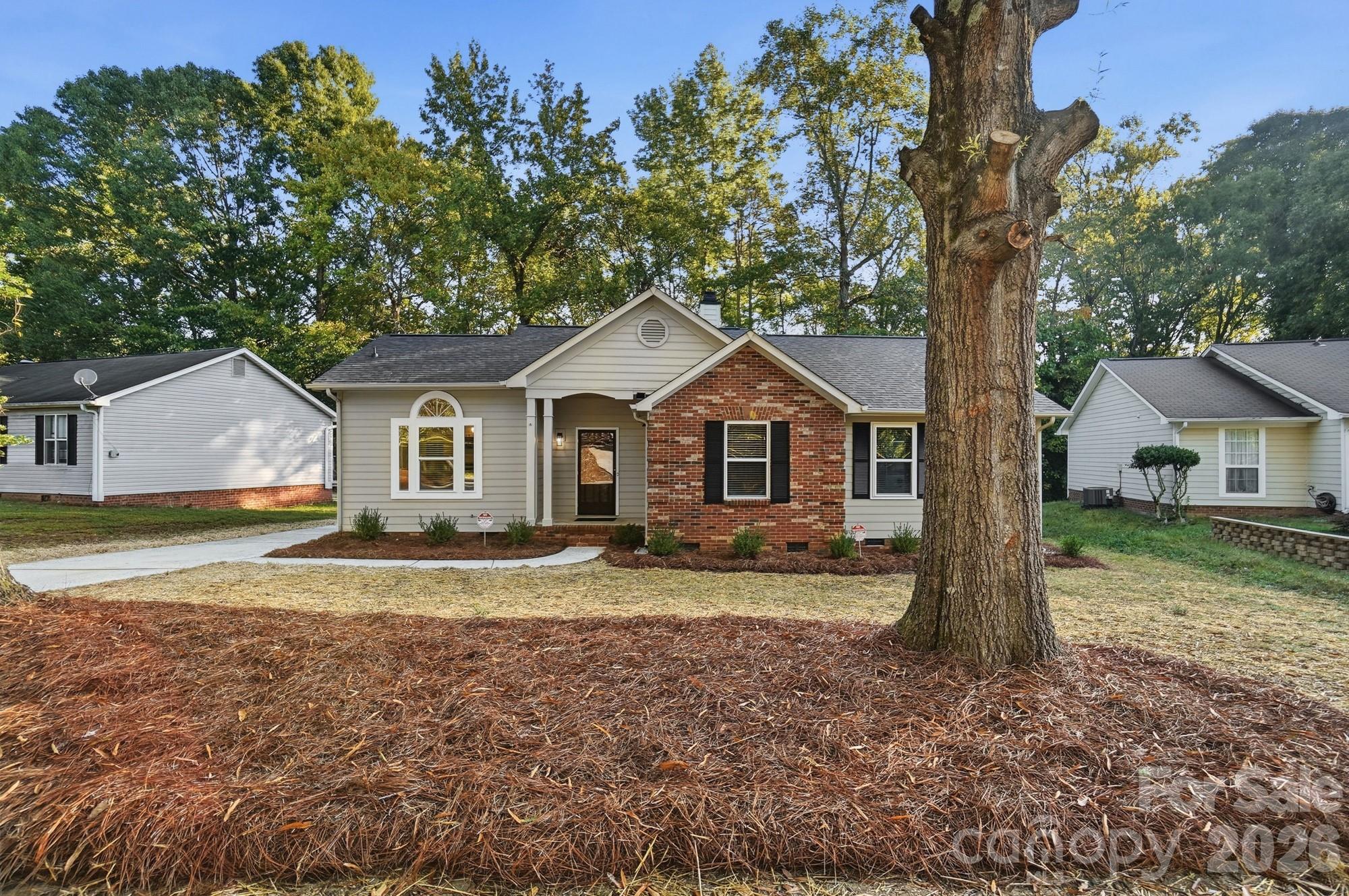 6044 Acadian Woods Drive