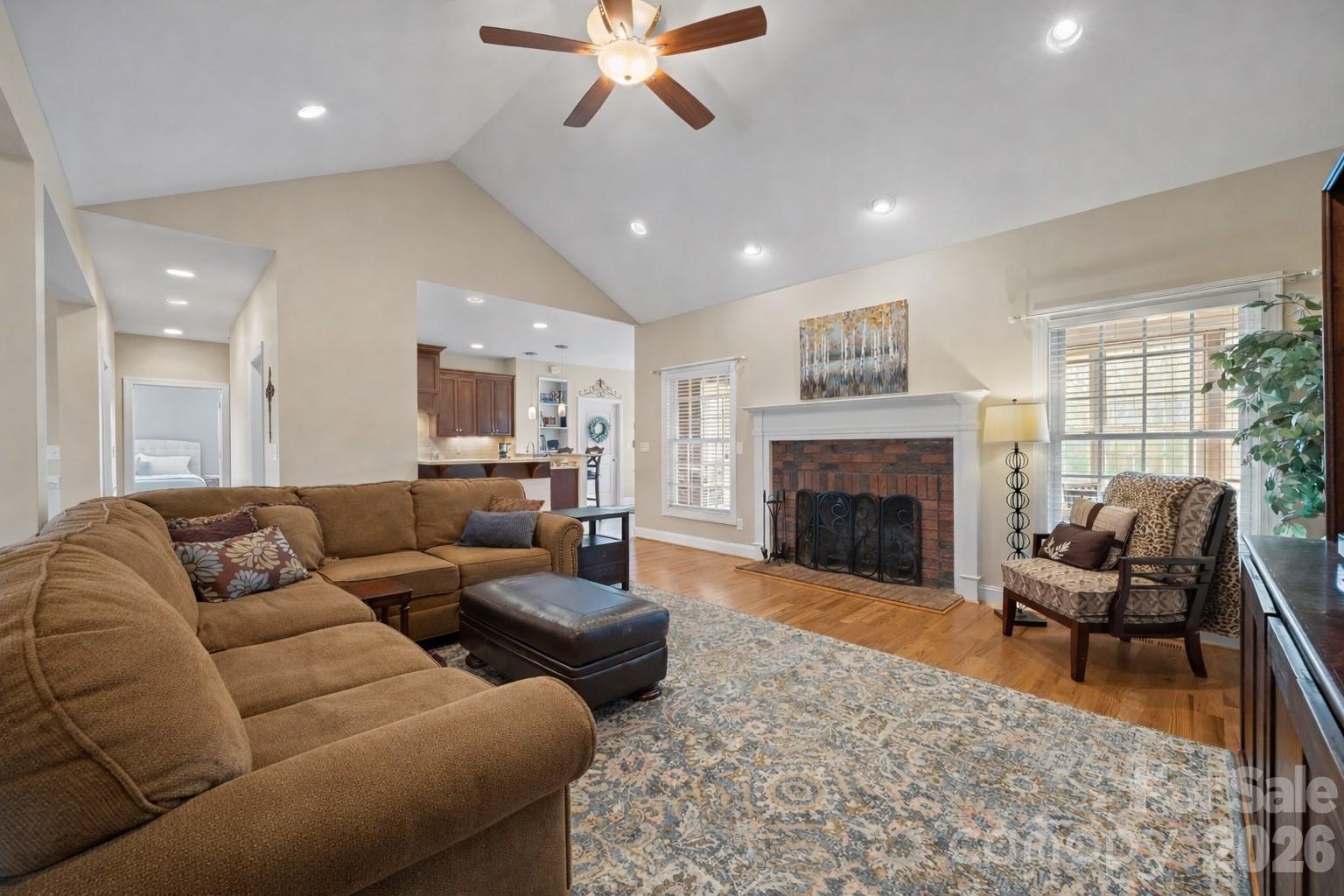 419 Old Dutch Road W