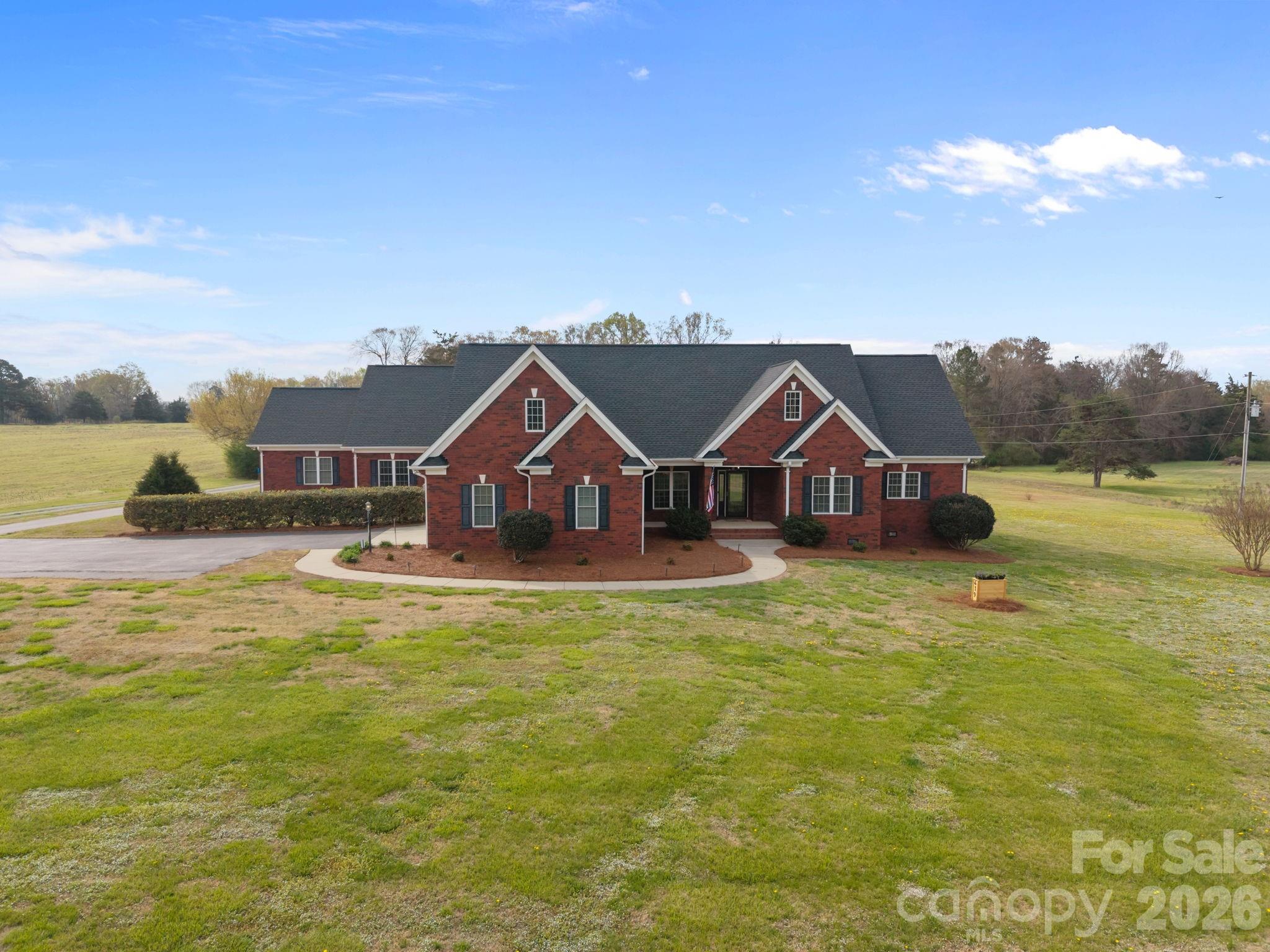 419 Old Dutch Road W