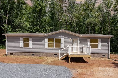 1789 Doe Court Iron Station NC 28080