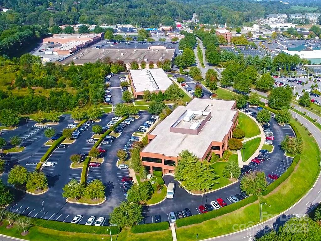 1200 Ridgefield Boulevard 120