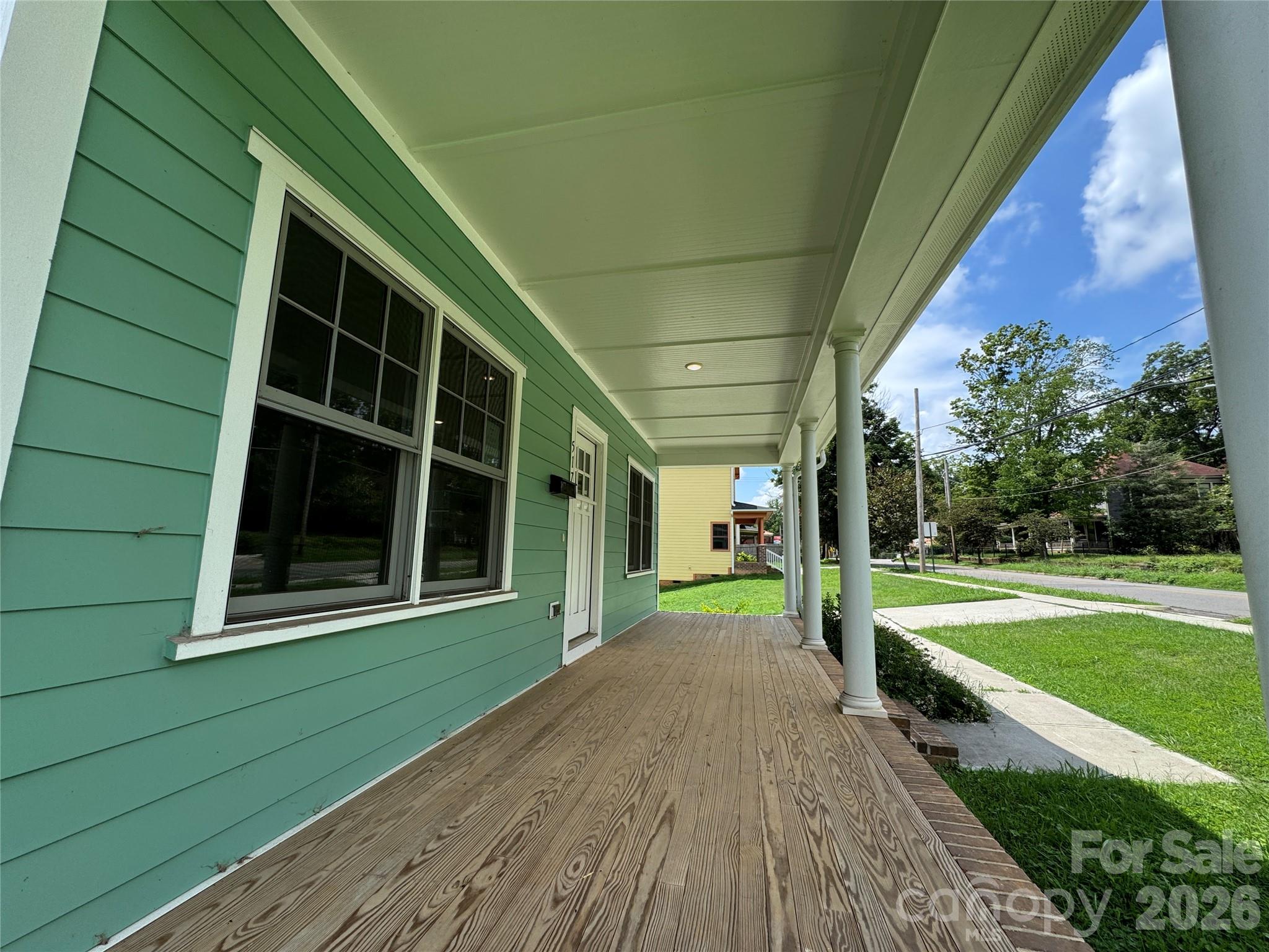 517 W Front Street