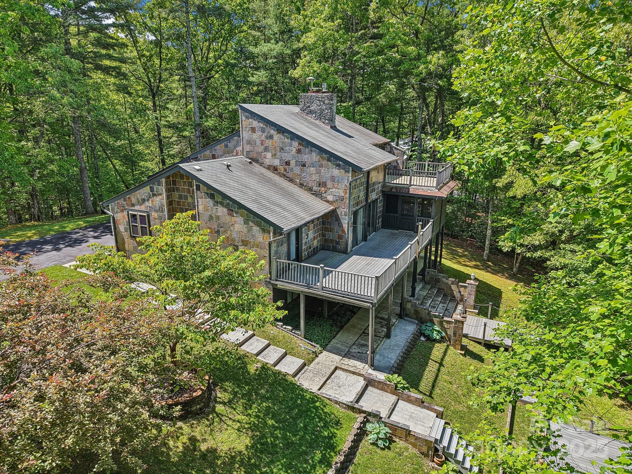 50 Whiskey Creek Road