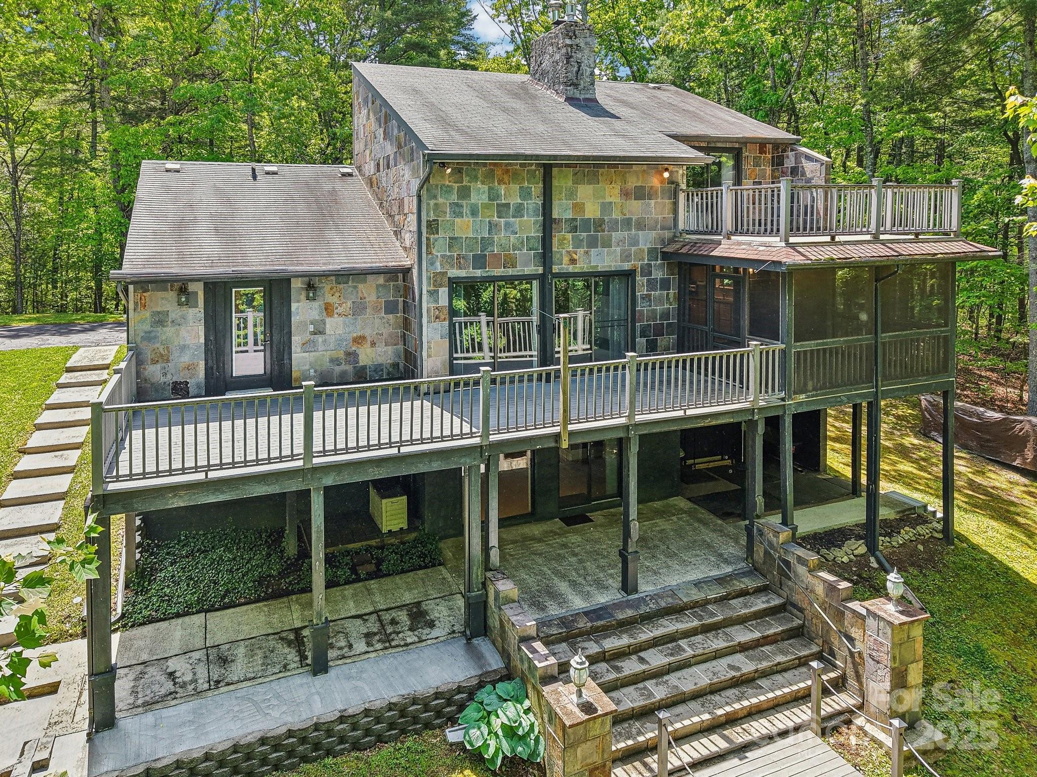 50 Whiskey Creek Road