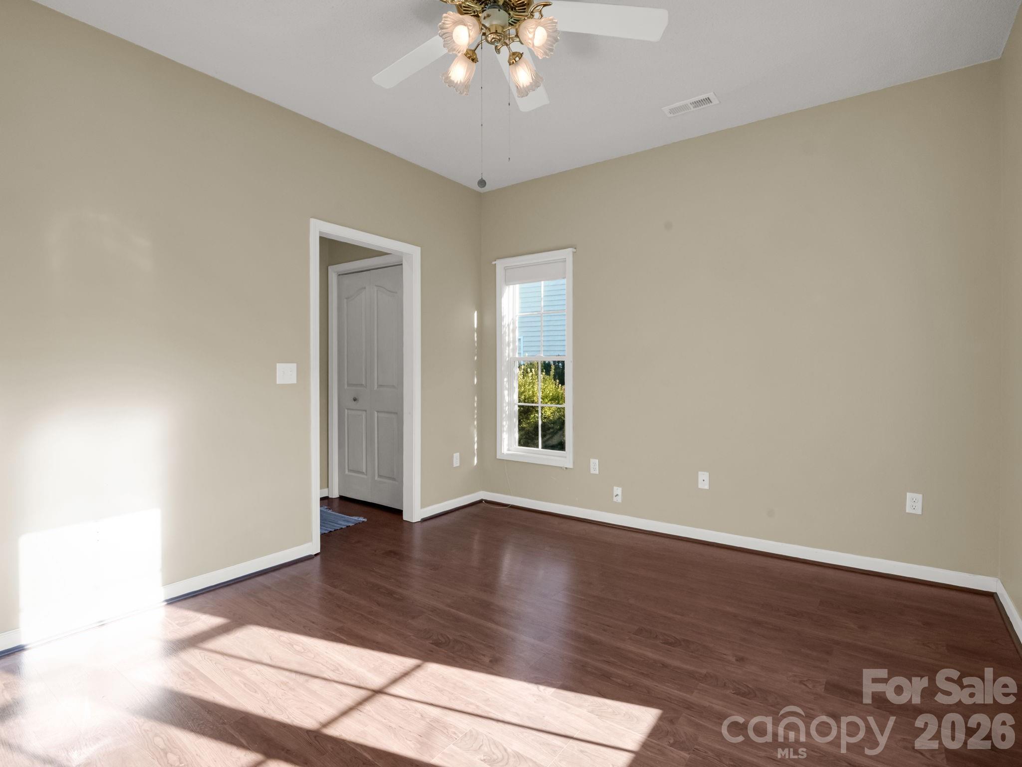 Deerlake Village - Residential