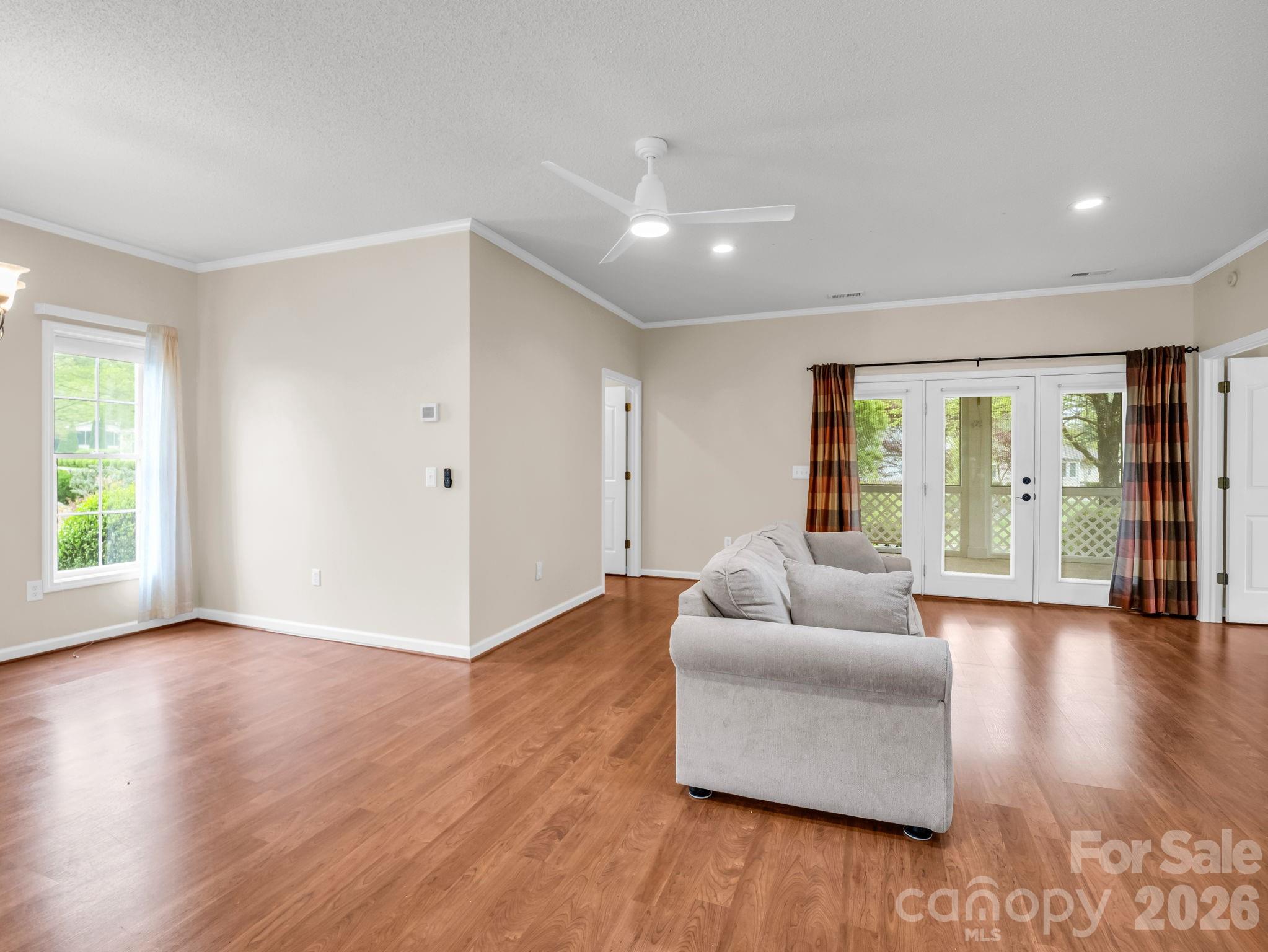 Deerlake Village - Residential