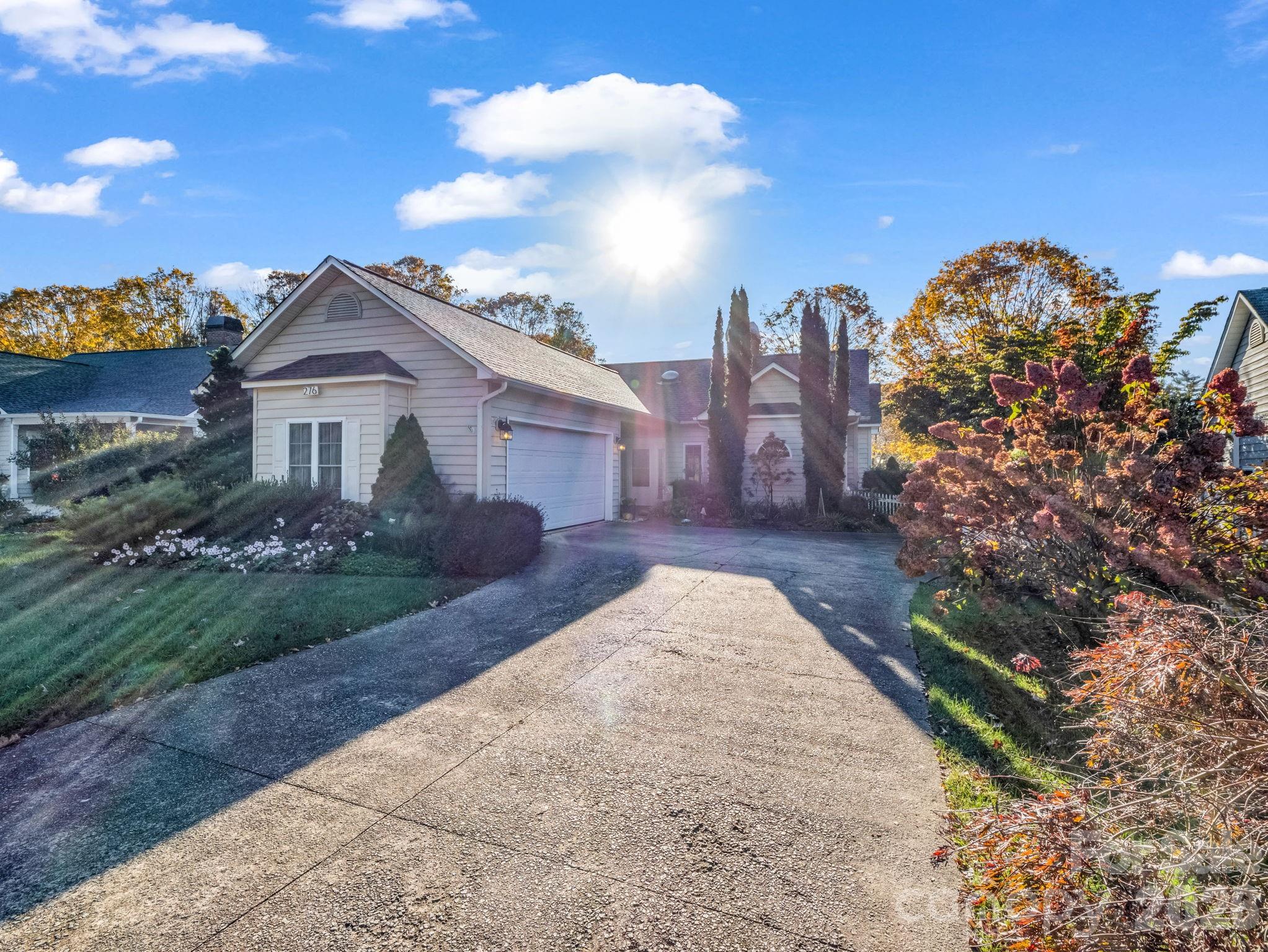 Deerlake Village - Residential