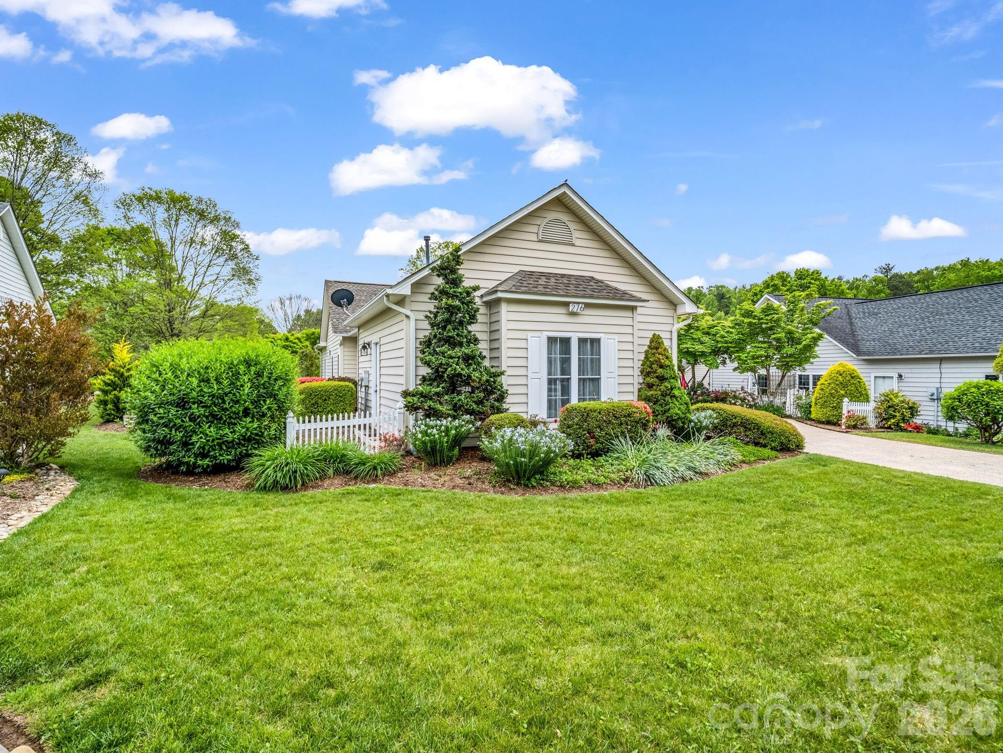 Deerlake Village - Residential