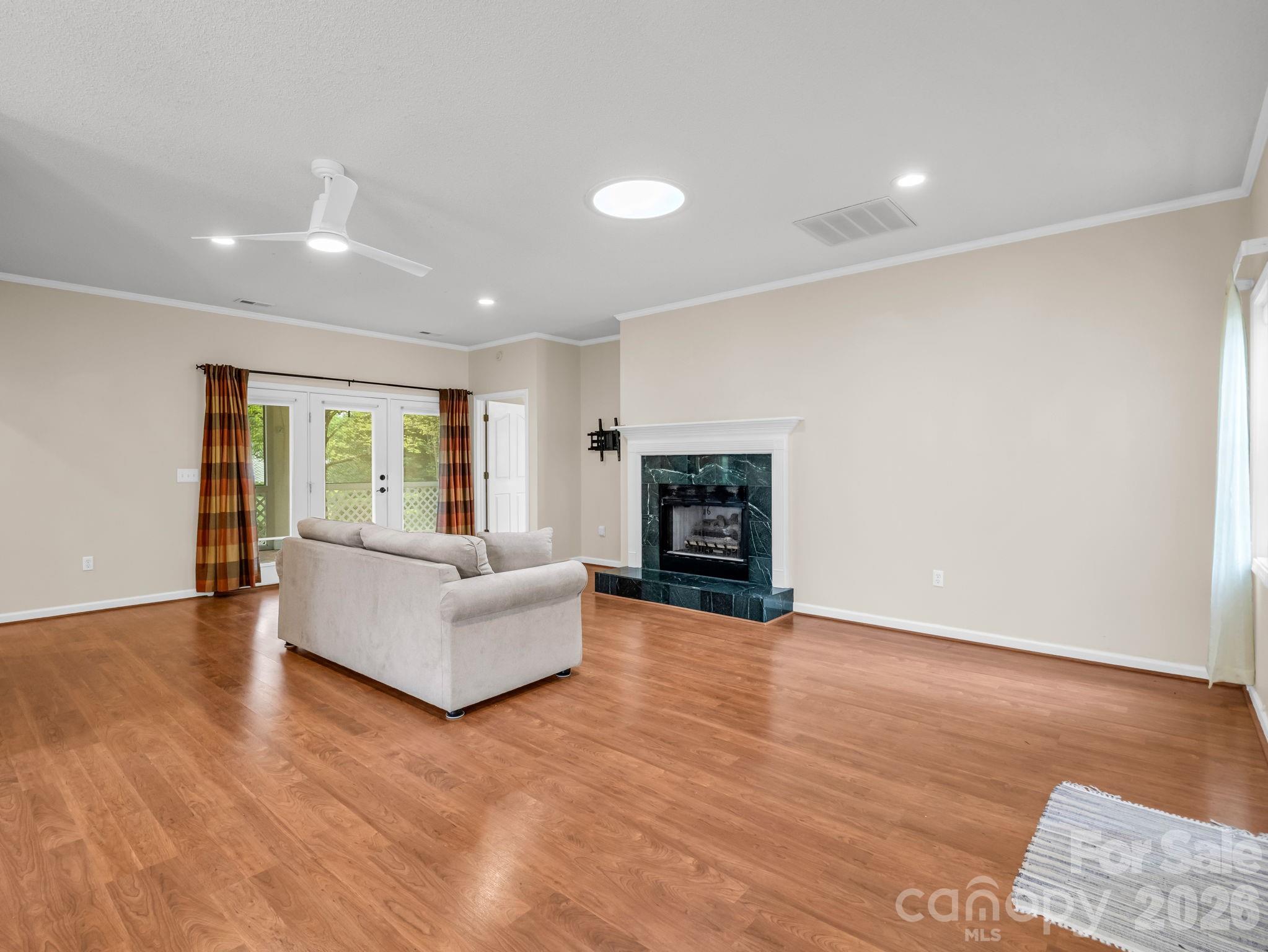 Deerlake Village - Residential