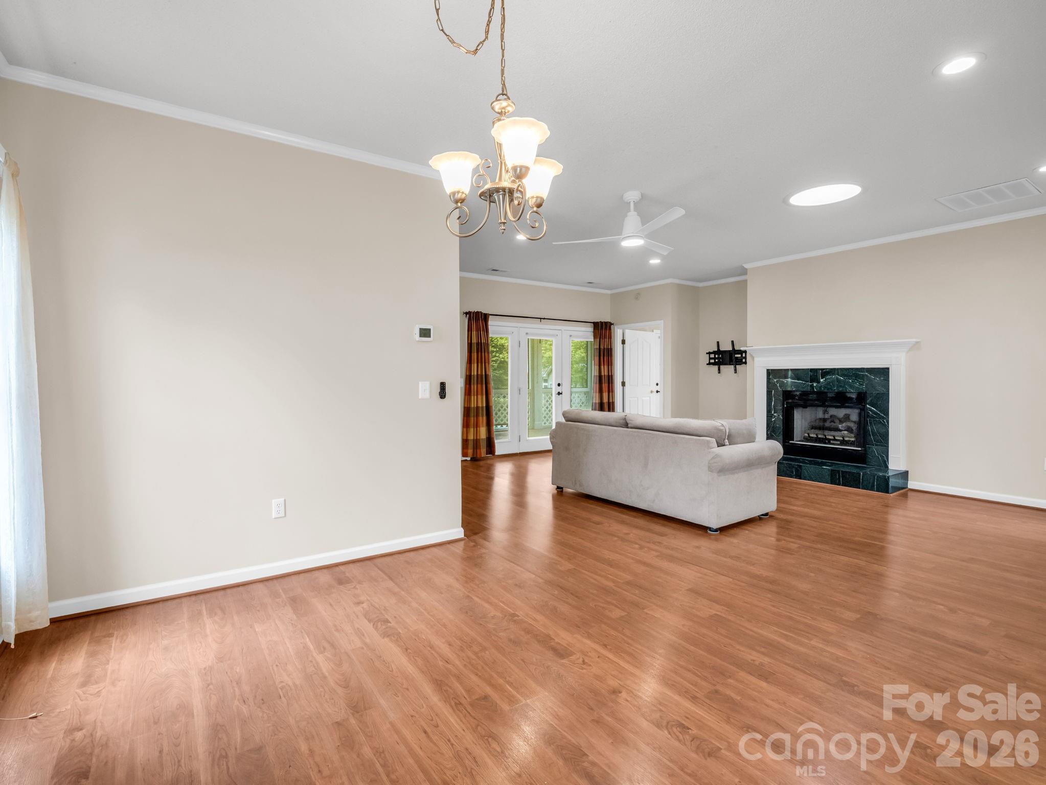 Deerlake Village - Residential