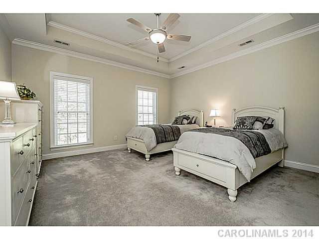 Waterford Glen - Residential