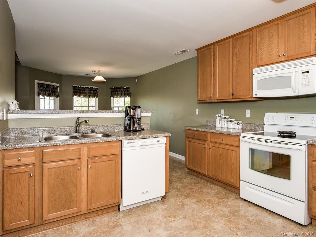 Sandy Pointe - Residential