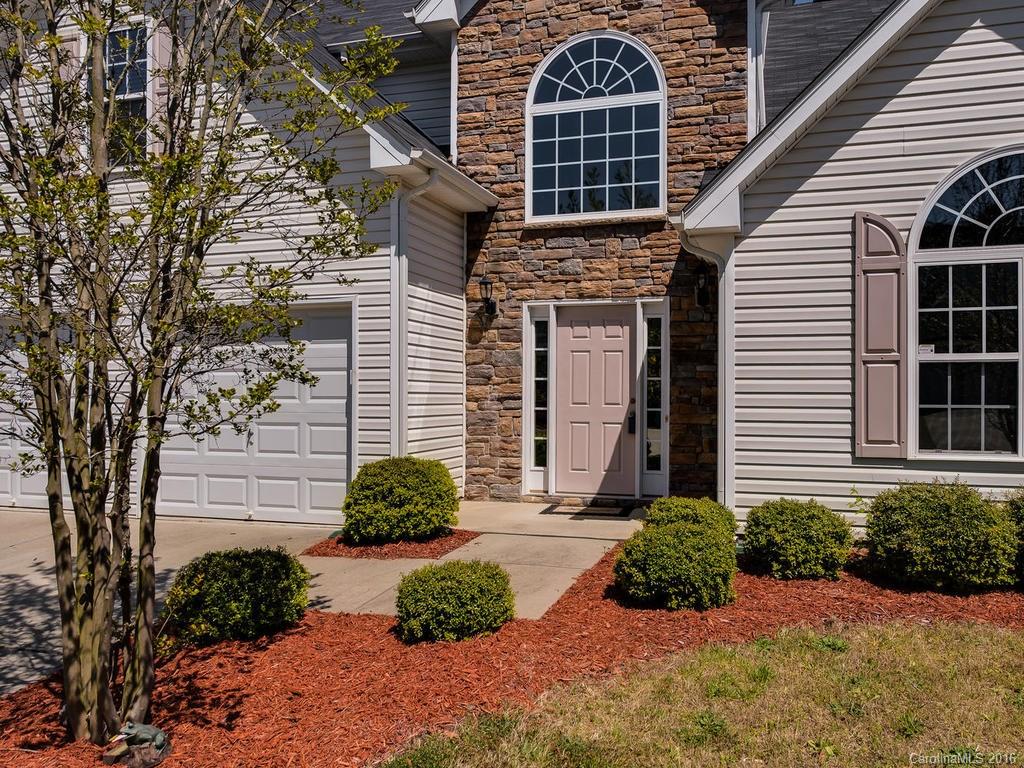 Sandy Pointe - Residential