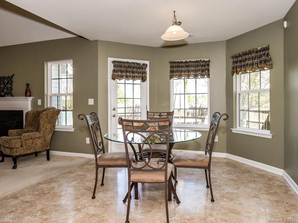 Sandy Pointe - Residential