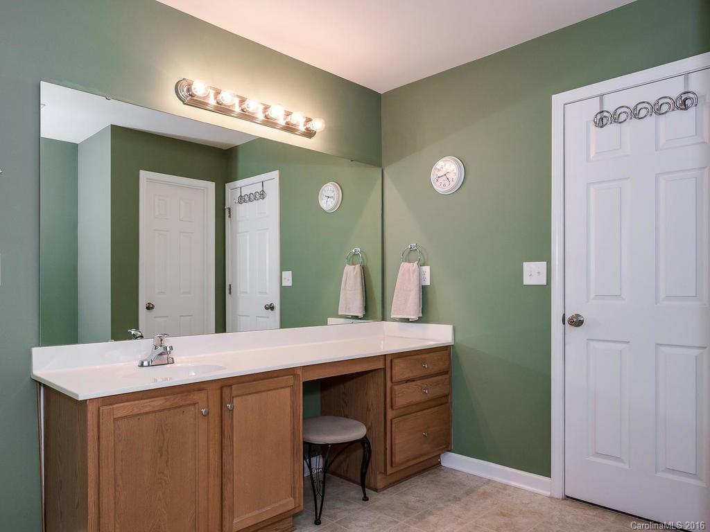 Sandy Pointe - Residential