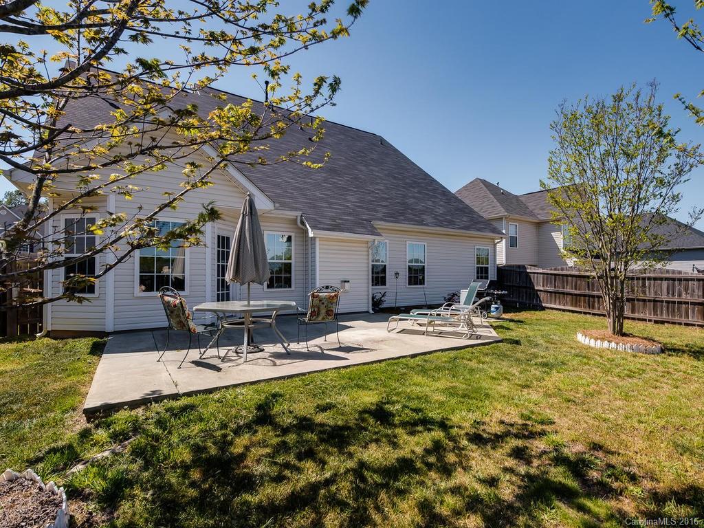 Sandy Pointe - Residential