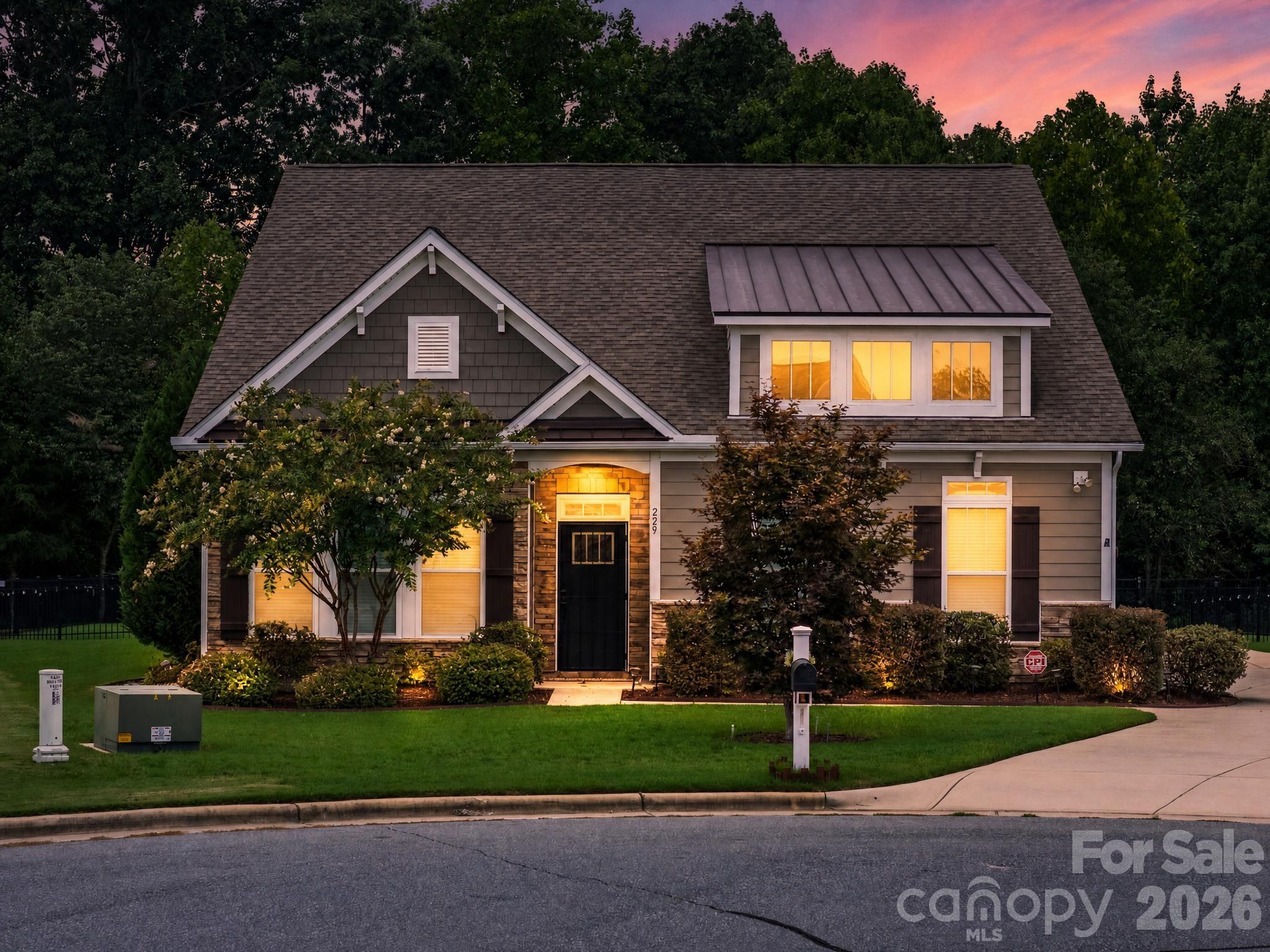 229 Hunters Hill Drive, Statesville, NC, 28677