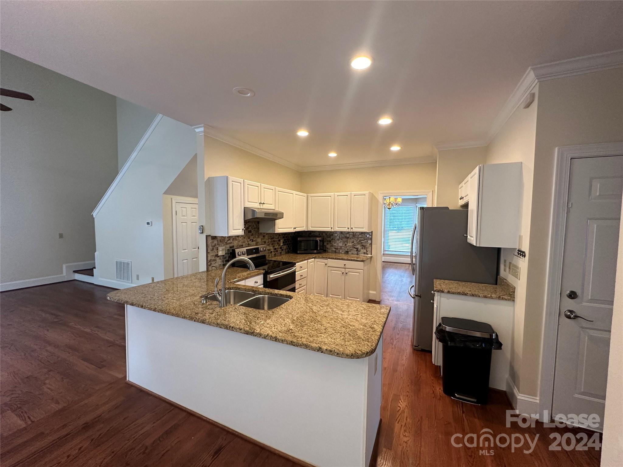 Beverly Crest - Residential Lease