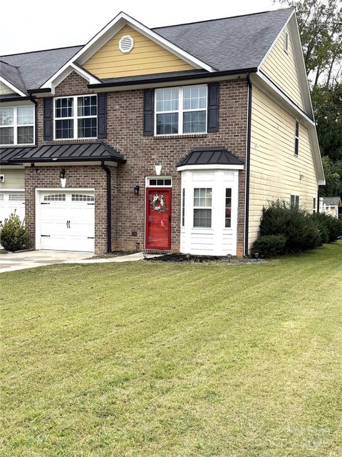 Photo of 1079 Laurel Lane, Gastonia, NC 28054 (MLS # 4311597)