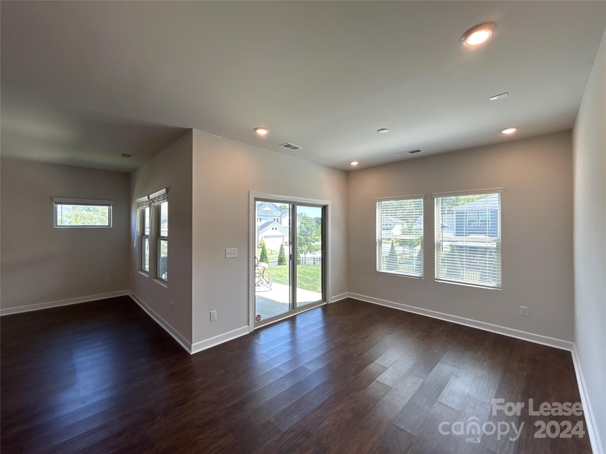 Kellswater Bridge - Residential Lease