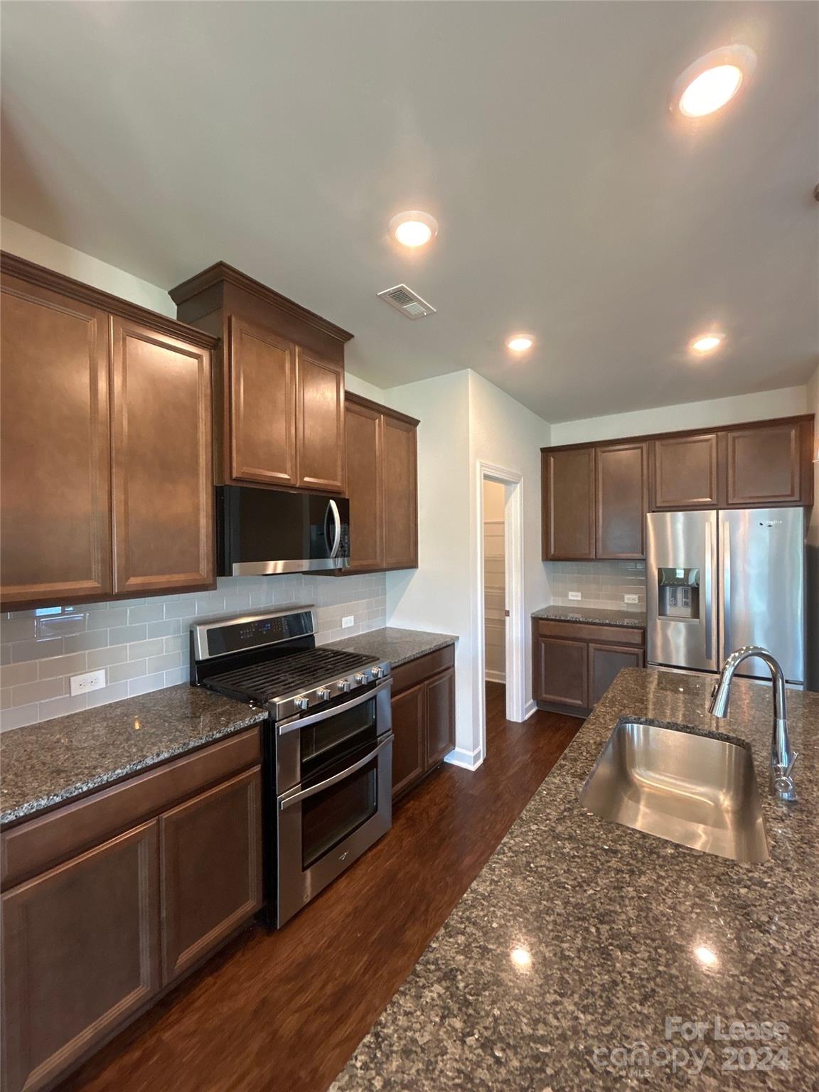 Kellswater Bridge - Residential Lease