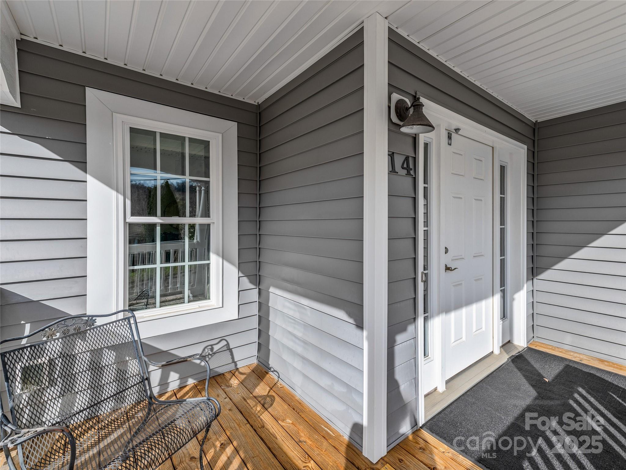 14 Hildebrand Street