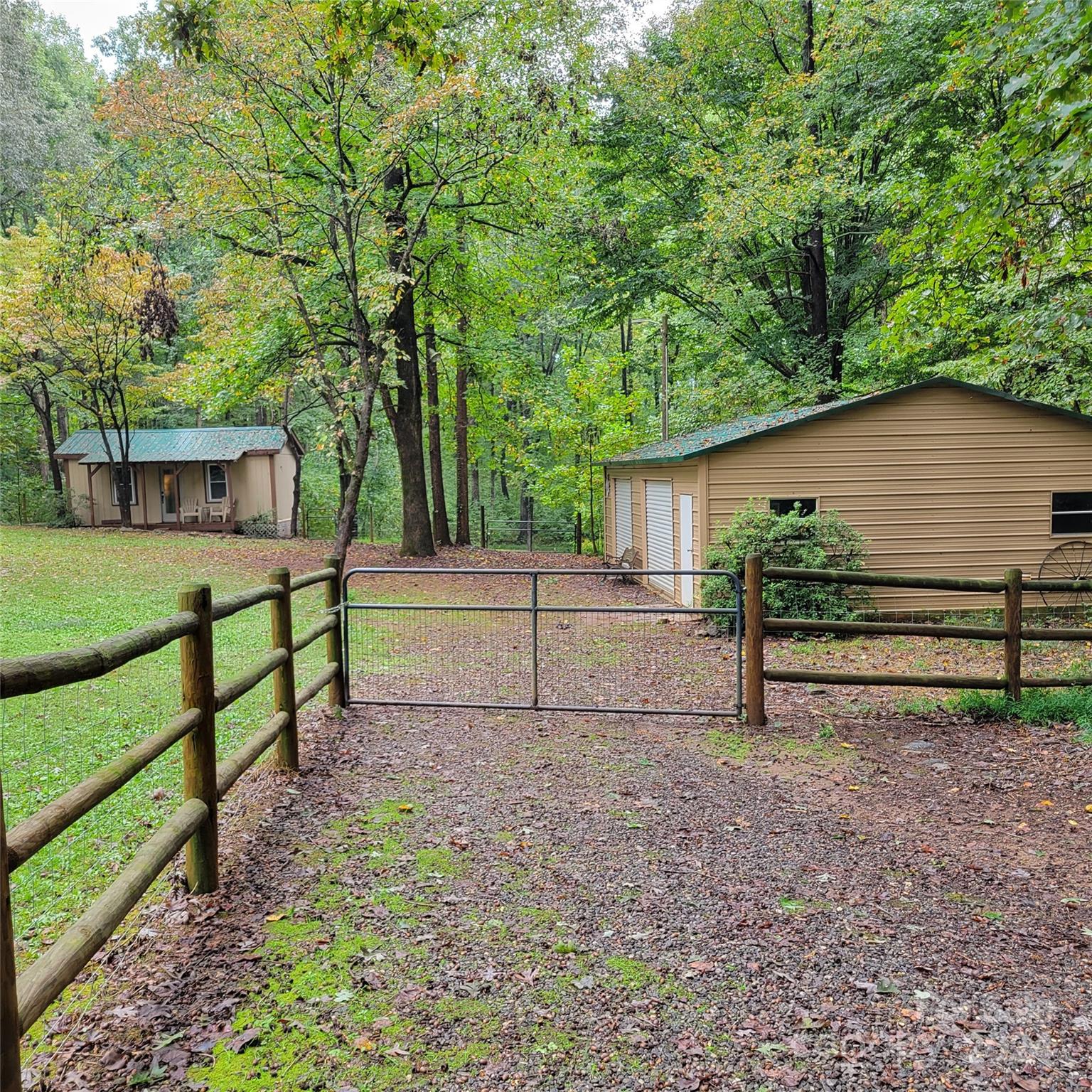 RIVER RUN - Residential