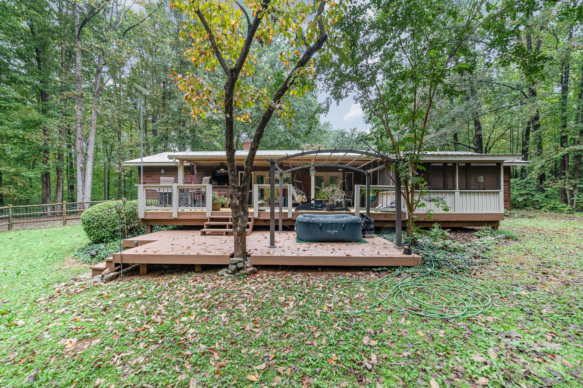 RIVER RUN - Residential