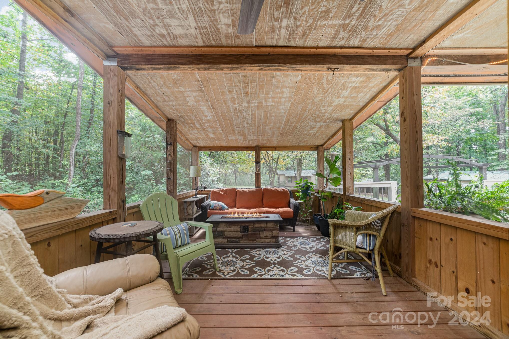 RIVER RUN - Residential