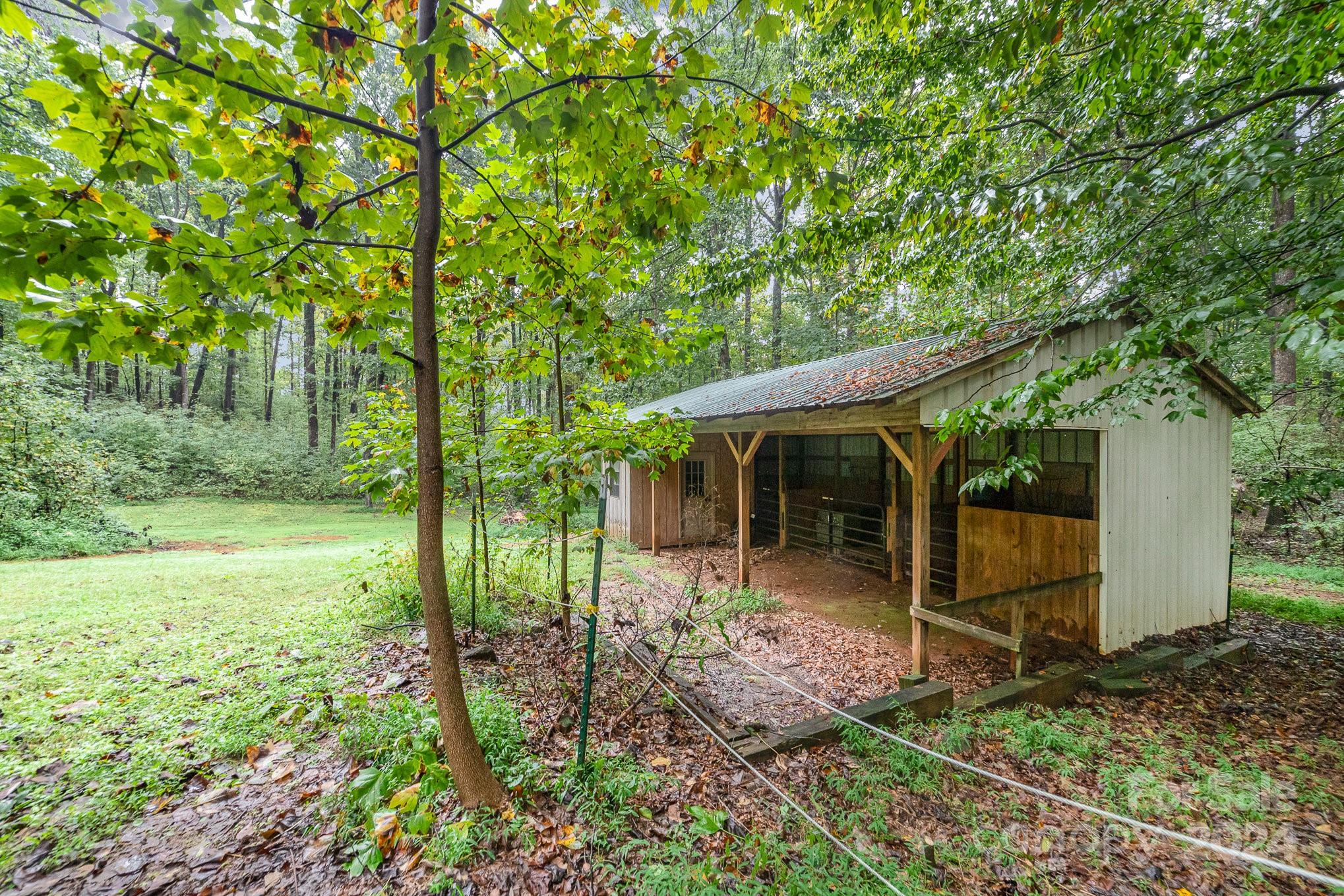 RIVER RUN - Residential