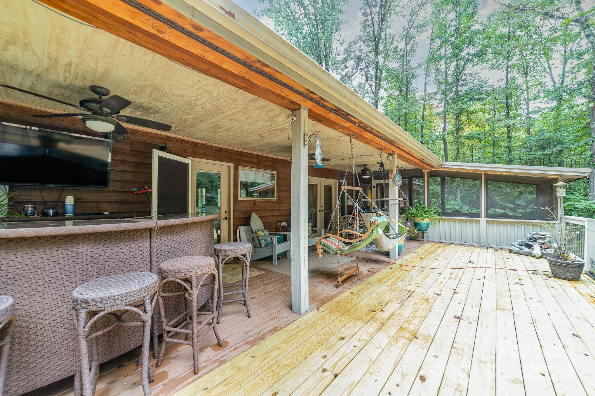 RIVER RUN - Residential