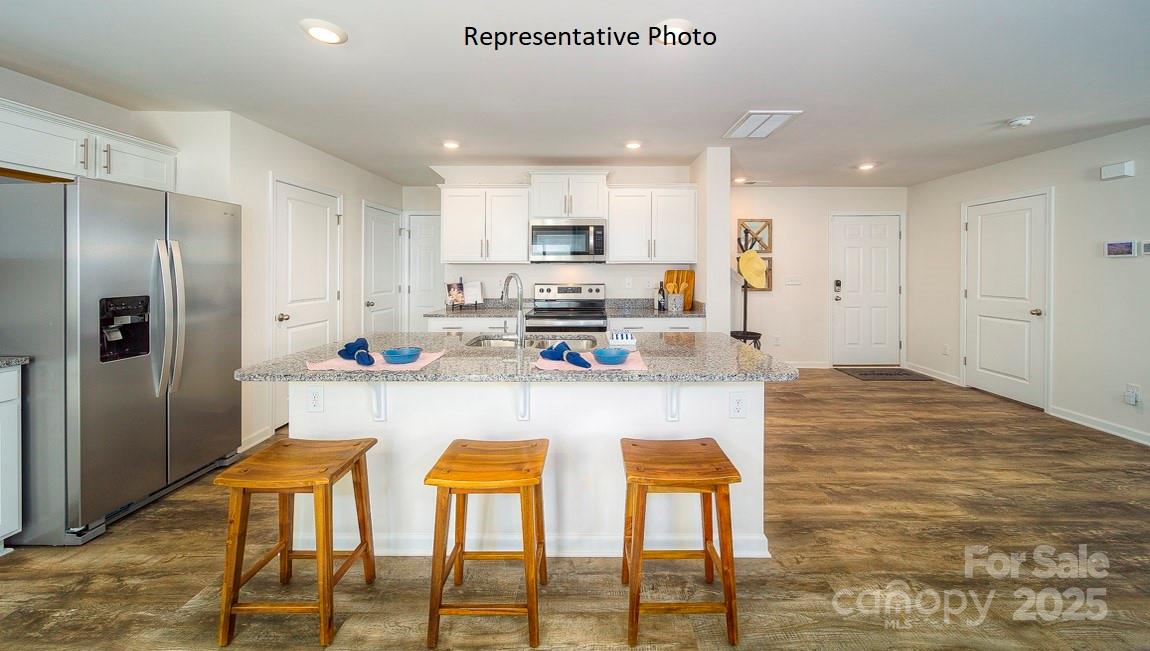 546 13th Avenue Drive NE