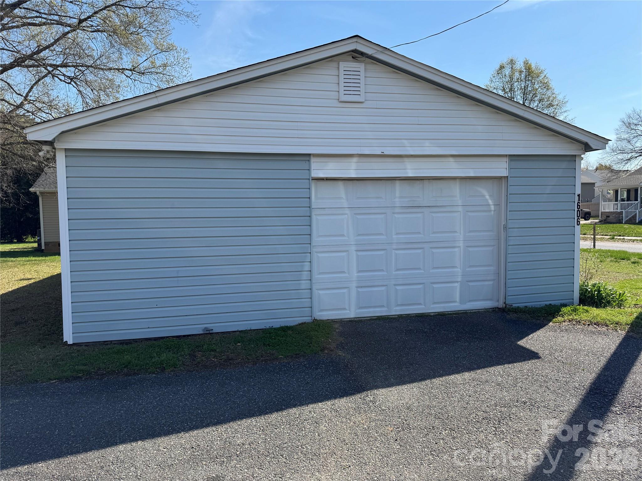 Oakwood Acres - Residential