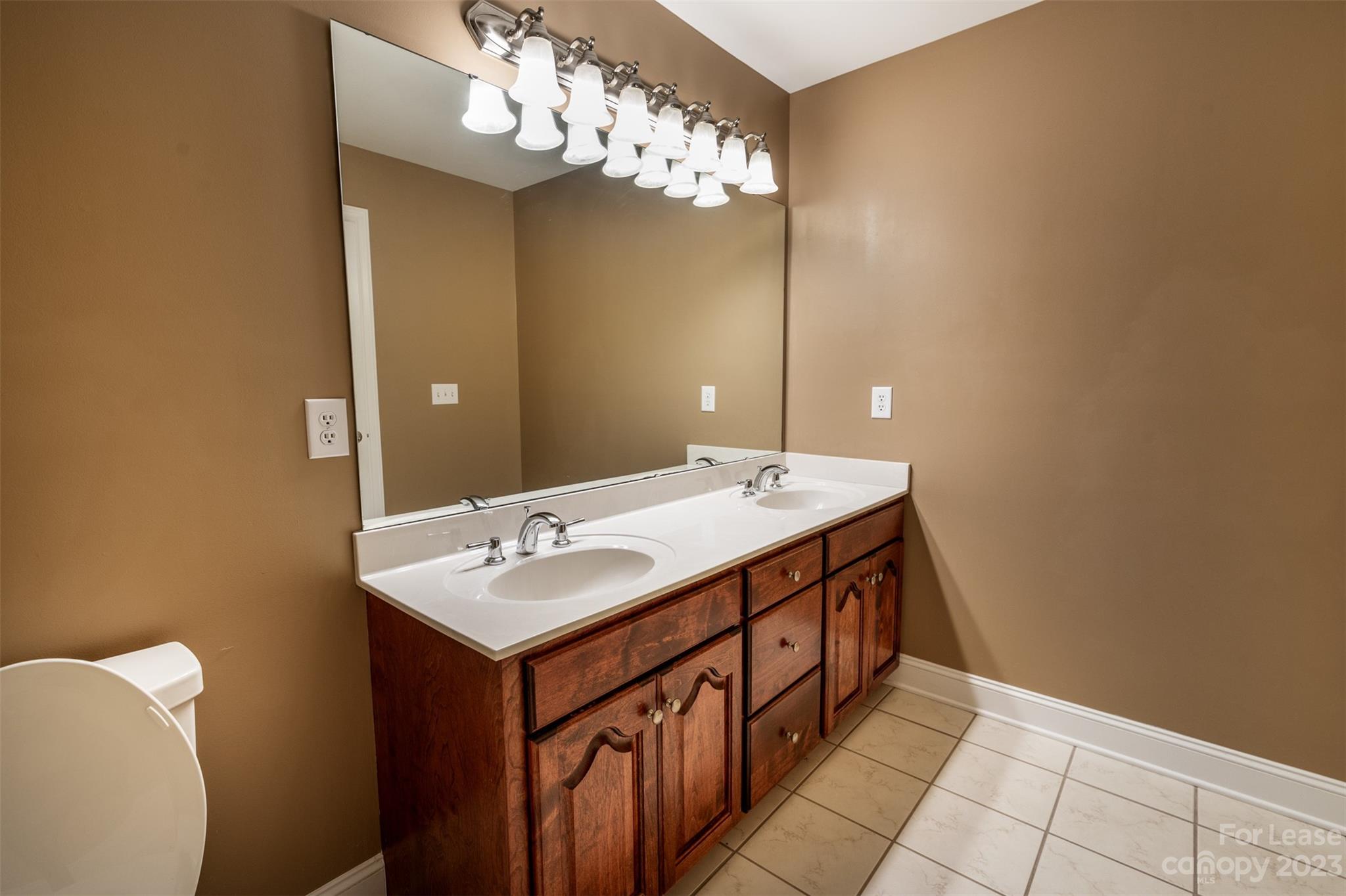 Stonegate - Residential Lease