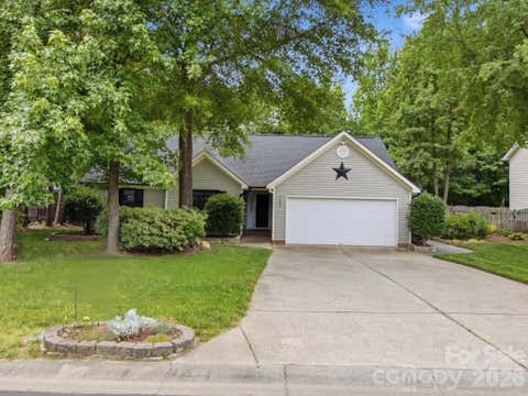 Photo of 1102 Slate Ridge Road, Matthews, NC 28104 (MLS # 4394373)