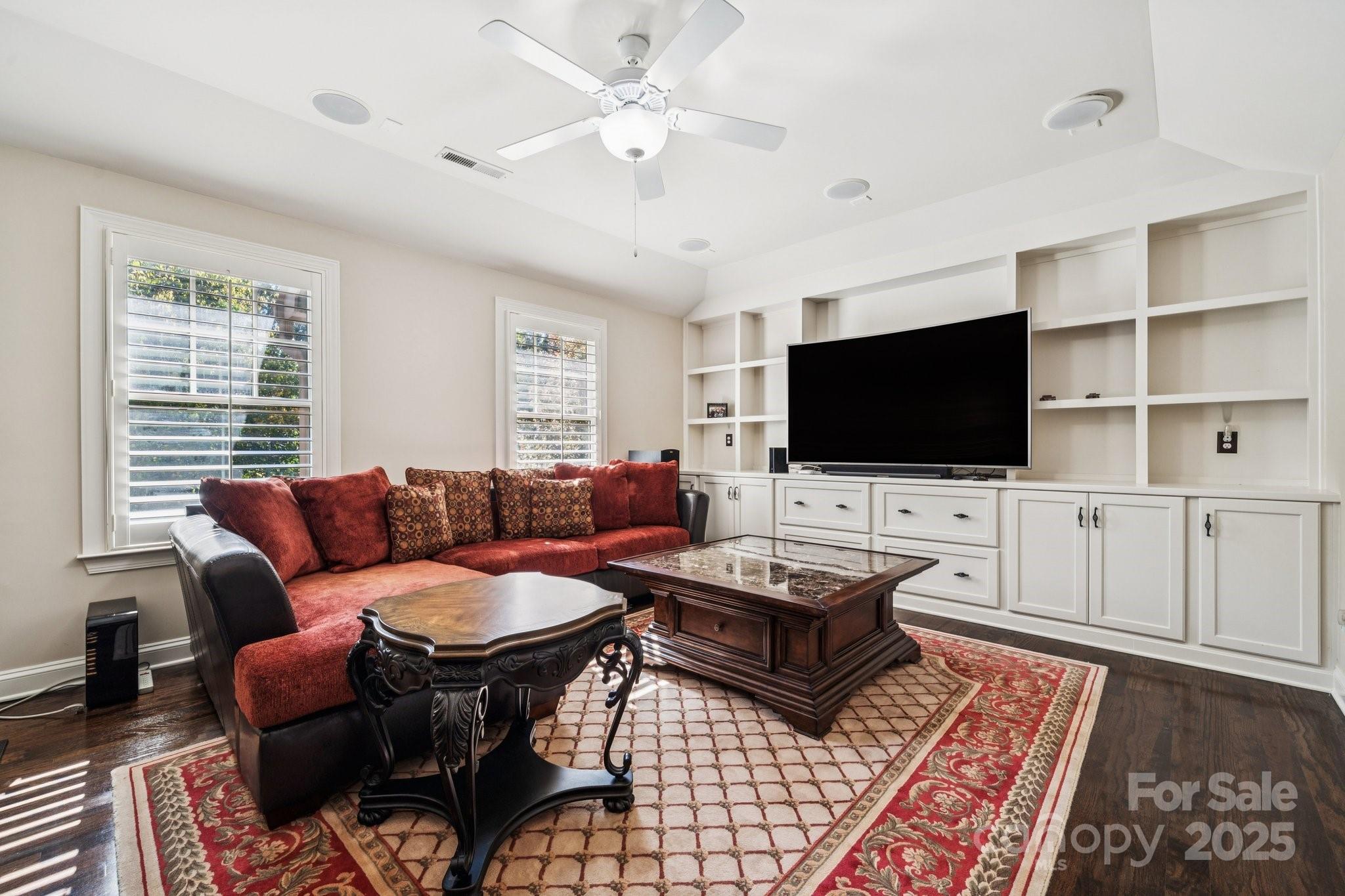 Foxcroft Woods - Residential