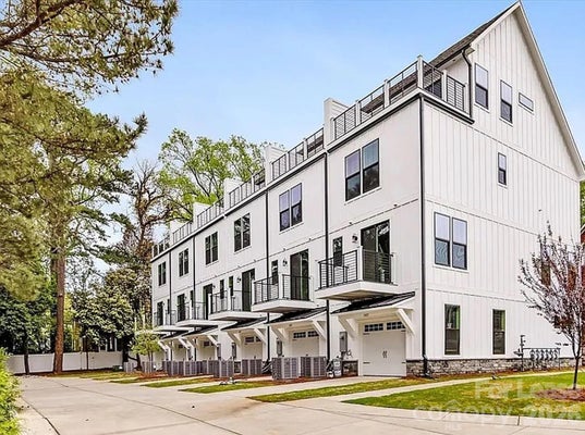 1405 KENILWORTH AVE, CHARLOTTE, NC 28203 - Image aa0e2c2b56fce4302fca6e99b790ad92/1244539449