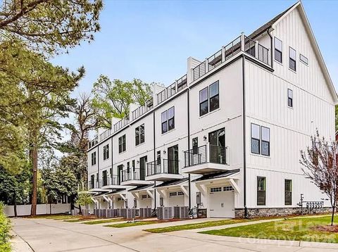 Photo of 1405 Kenilworth Avenue, Charlotte, NC 28203 (MLS # 4403653)